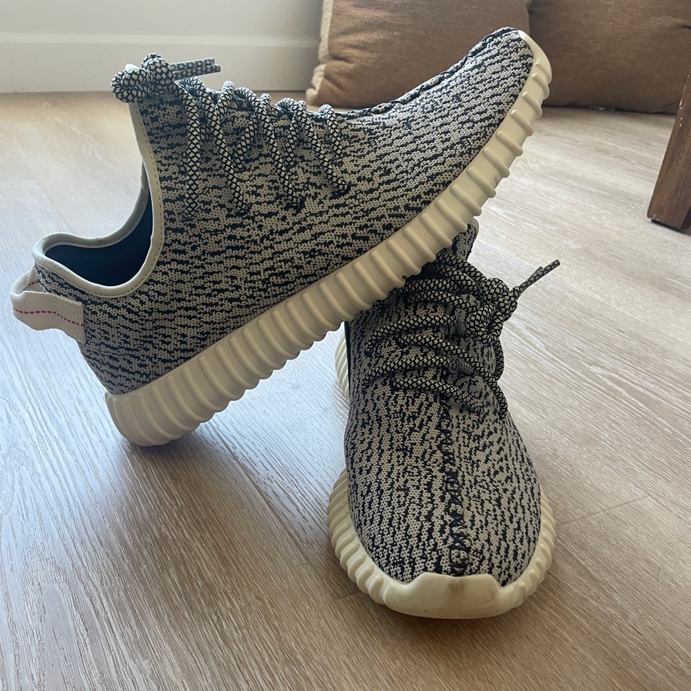 Adidas Yeezy 350 turtle dove size 12.5